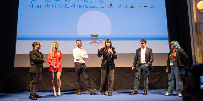 El Teatro Apolo acogió el estreno en pantalla de la serie documental ‘PornoXplotación’ de Mabel Lozano y Pablo J. Conellie. El XXI Festival Internacional de Cine de Almería (Fical), que está llegando a su fin, ha encendido el proyector en la capital almeriense con ‘PornoXplotación’, una producción que da voz a las víctimas de la industria pornográfica.